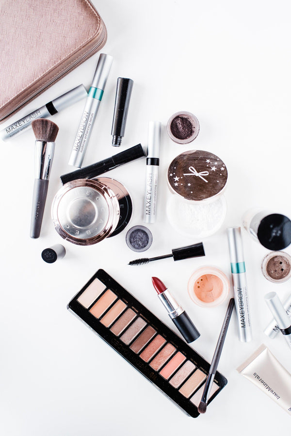 How to Create Minimal Makeup Look: 8 Tips from Beauty Experts - gymsegbë